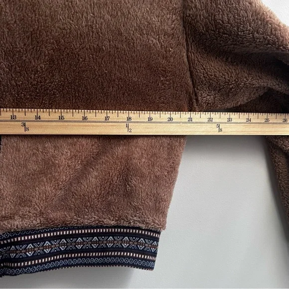 Earthbound Cropped Sherpa Jacket Size Large, Brown, EUC - Picture 5 of 9